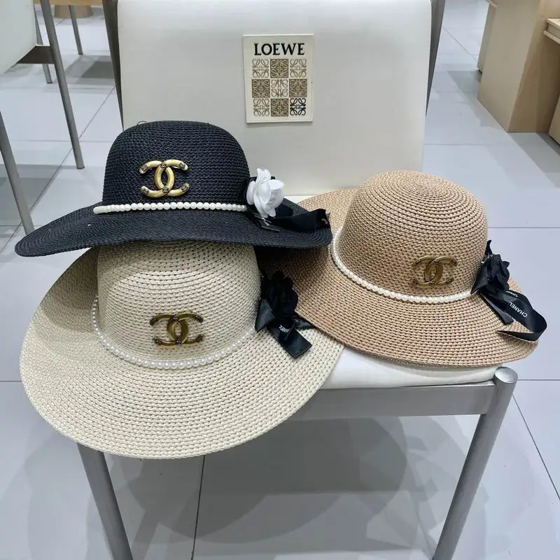 Chanel  top hat 051603